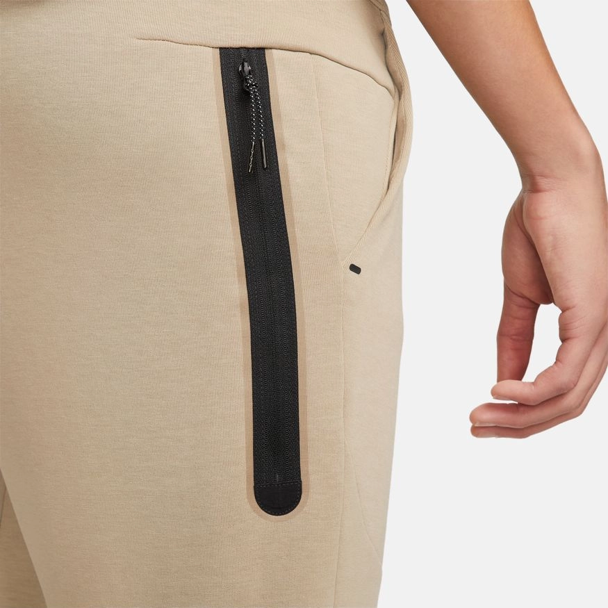 TECH FLEECE JOGGER KHAKI