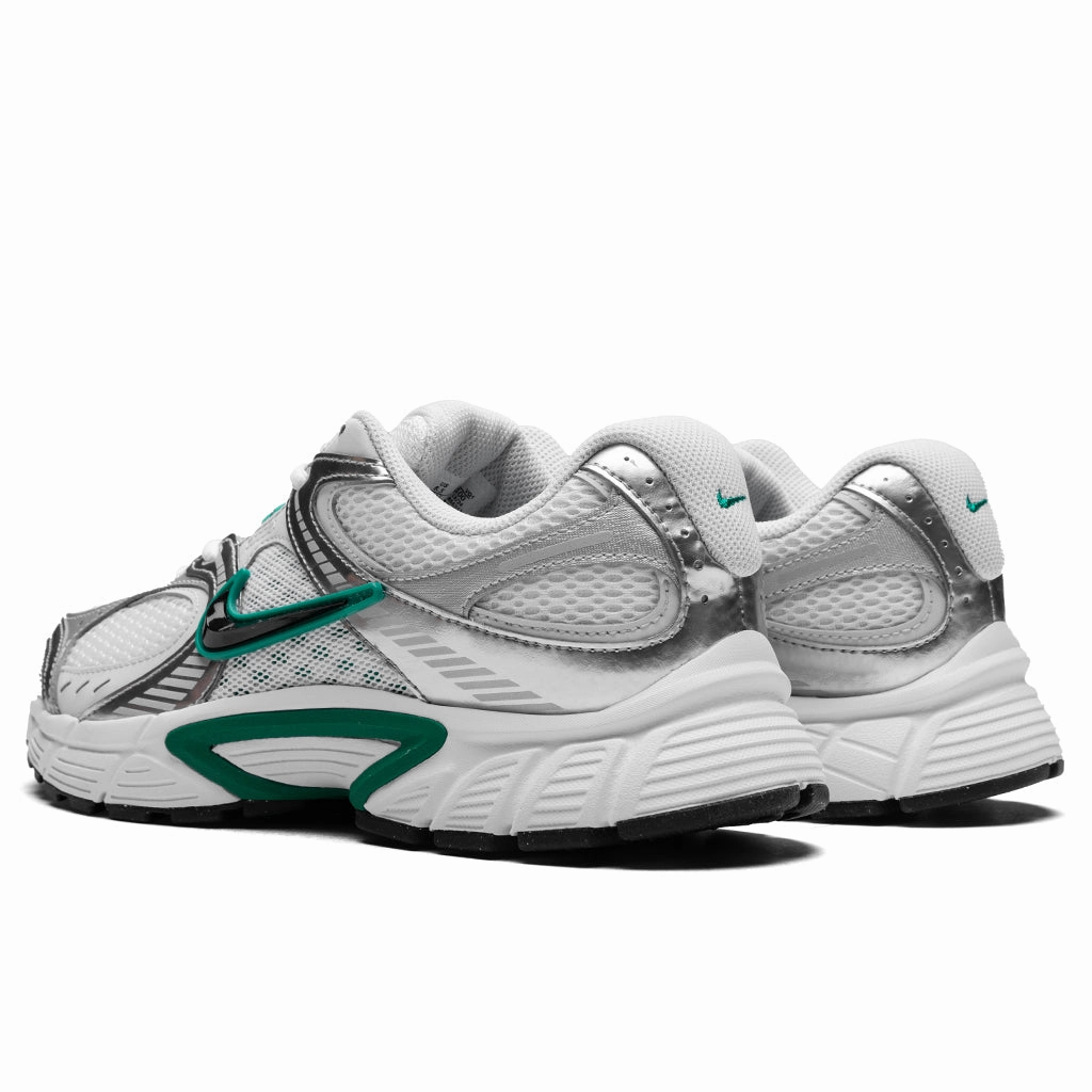 V5 Runner - White/Black/Vast Grey/Photon Dust
