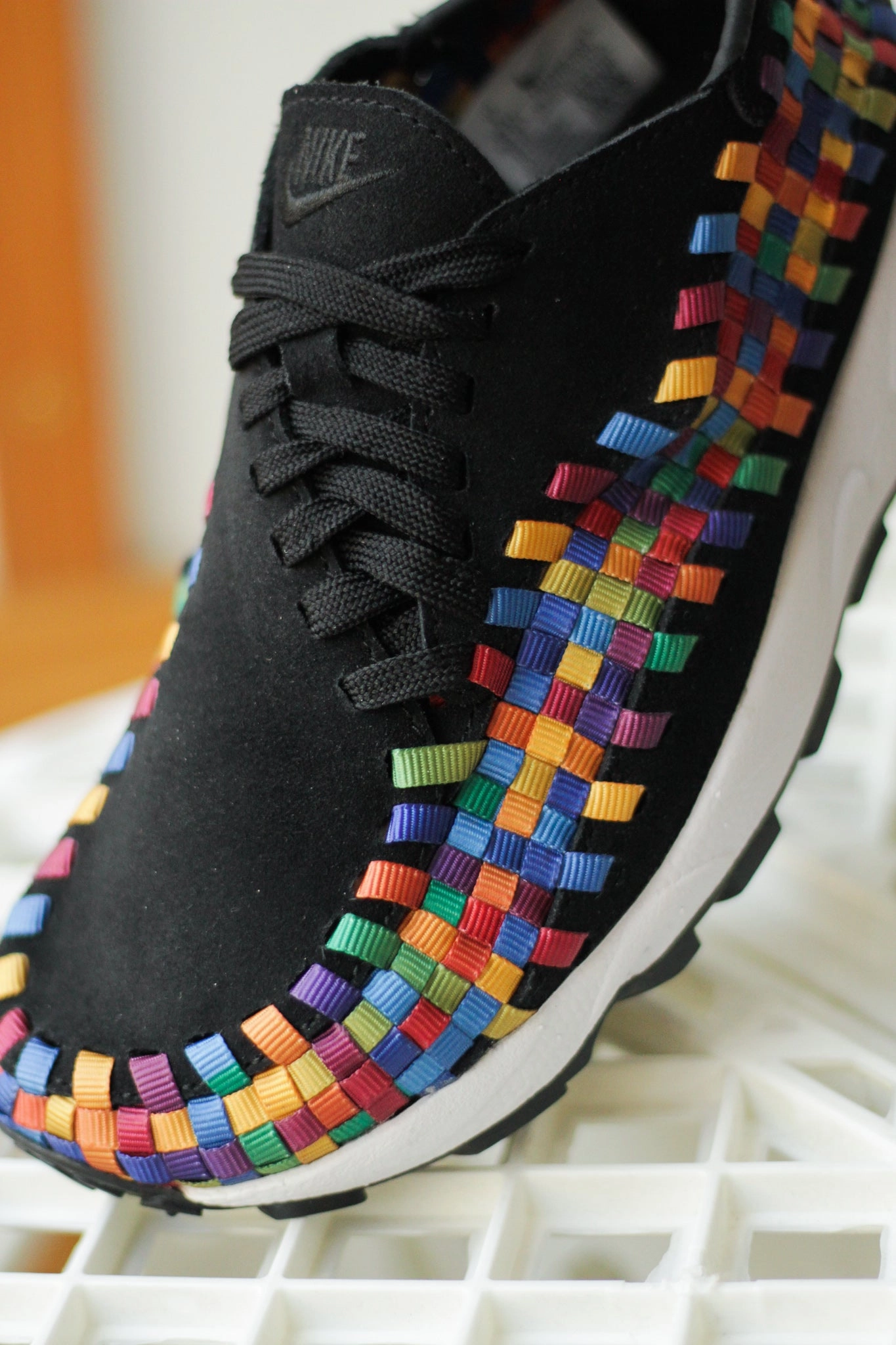 W AIR FOOTSCAPE WOVEN BLACK/MULTI