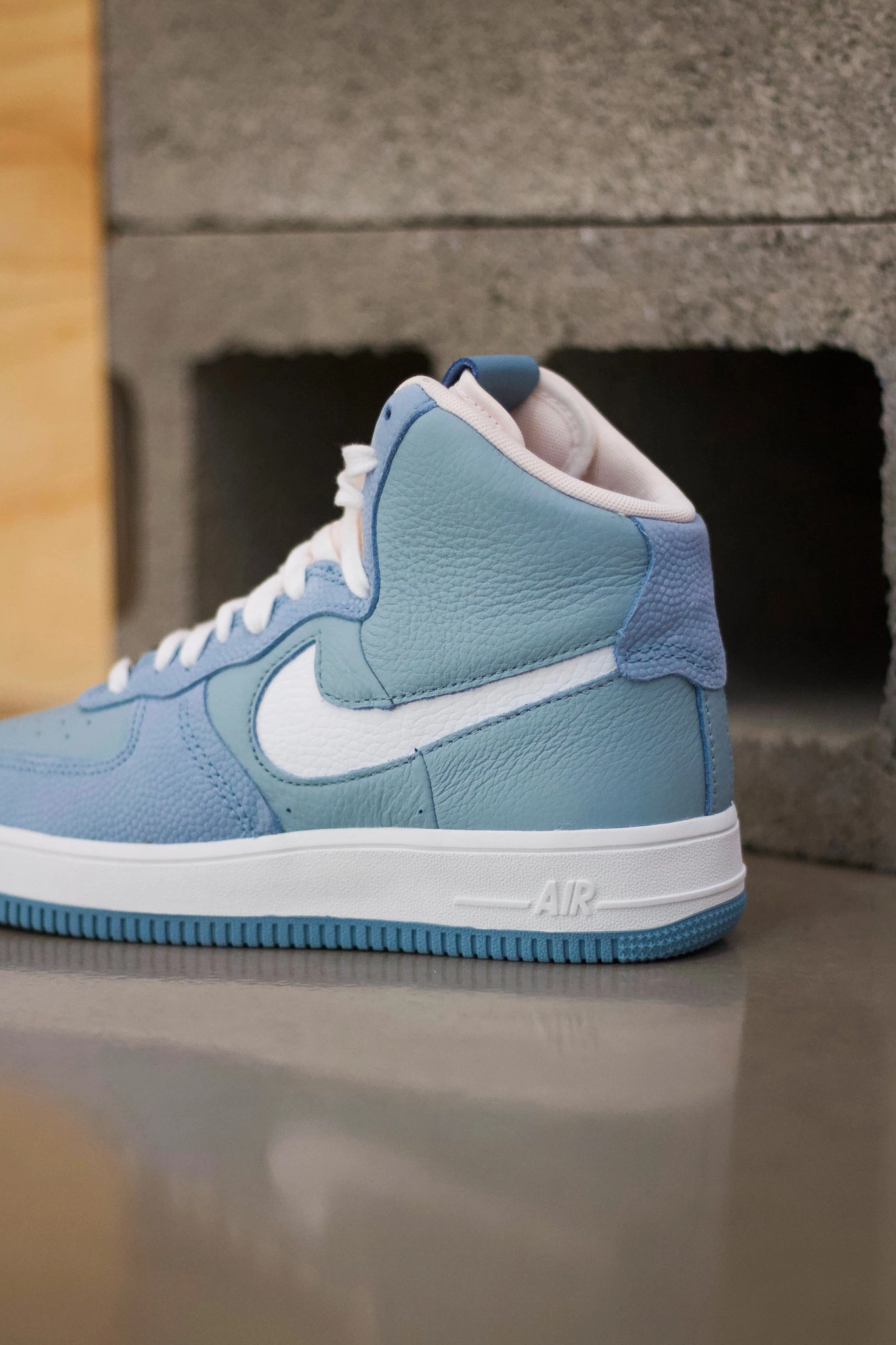 W AIR FORCE 1 SCULPT OCEAN CUBE