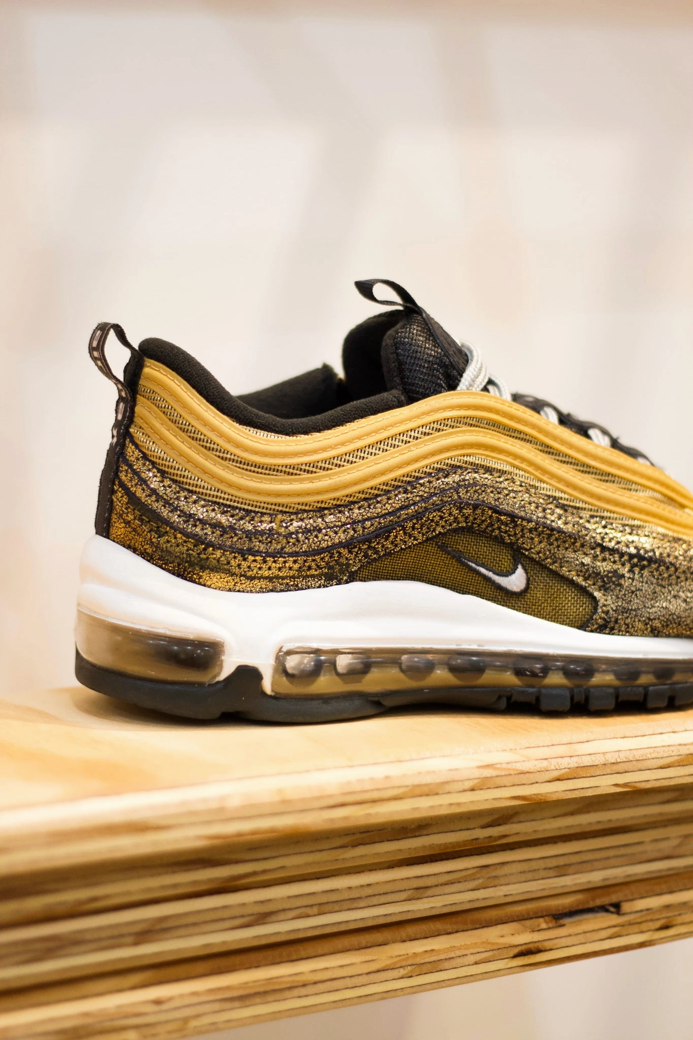 W AIR MAX 97 GLITTERING GOLD