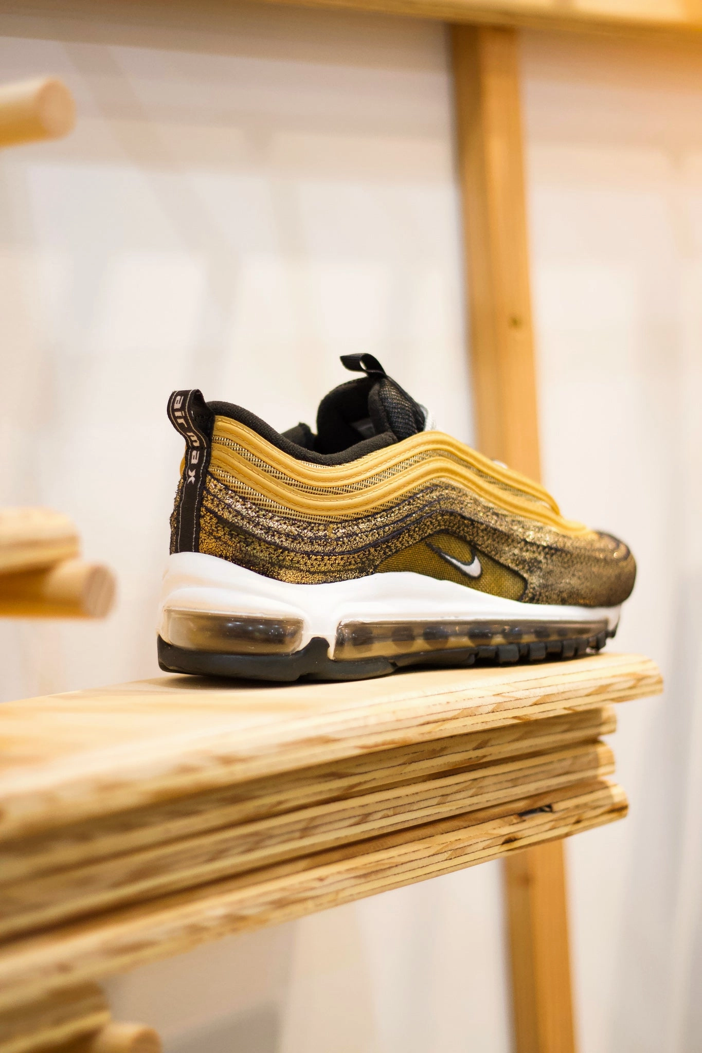 W AIR MAX 97 GLITTERING GOLD