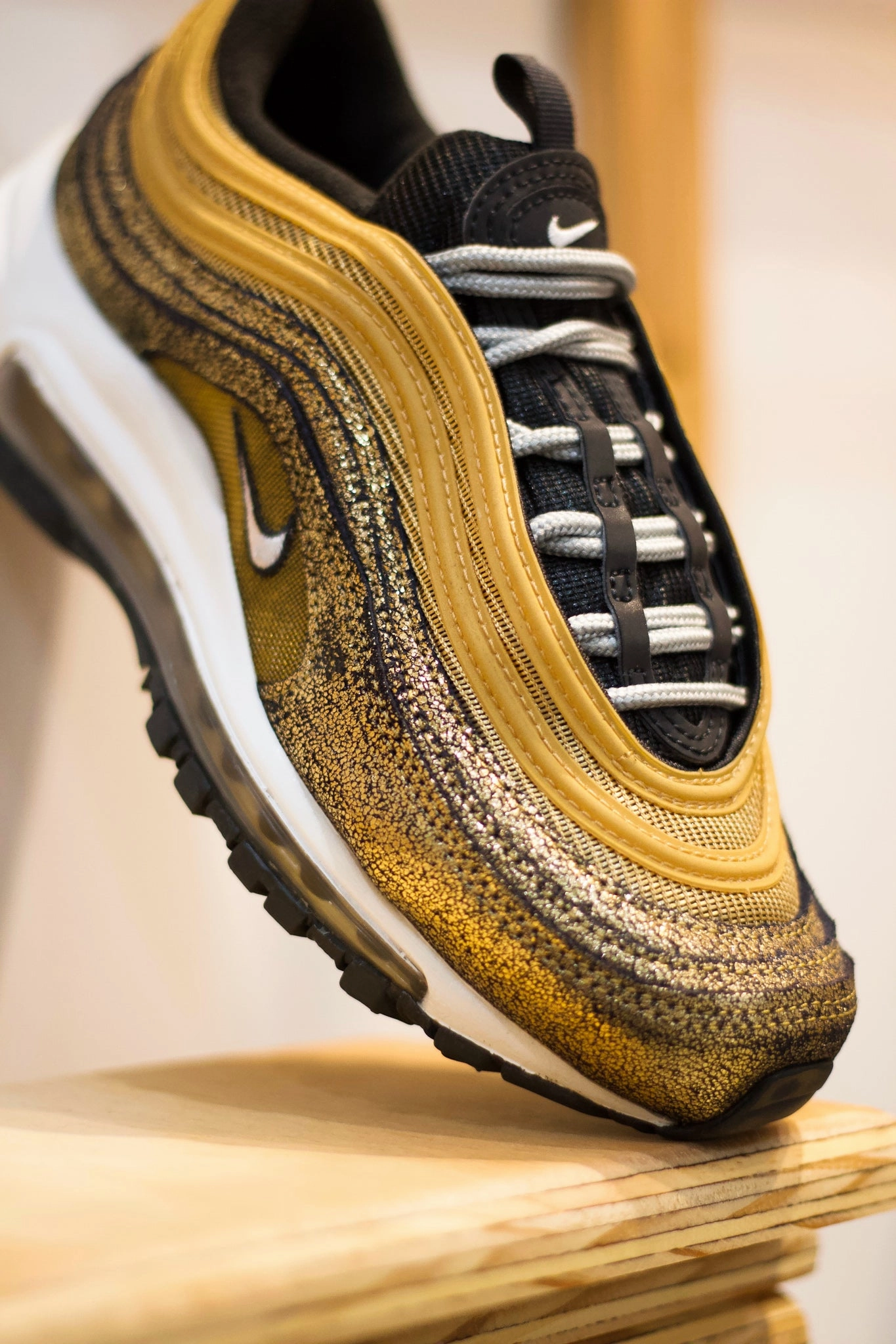 W AIR MAX 97 GLITTERING GOLD