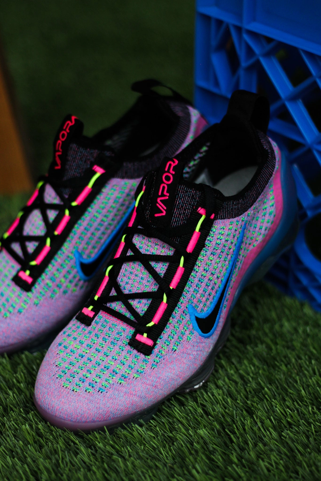 W AIR VAPORMAX 2021 FK NN PINK BLAST