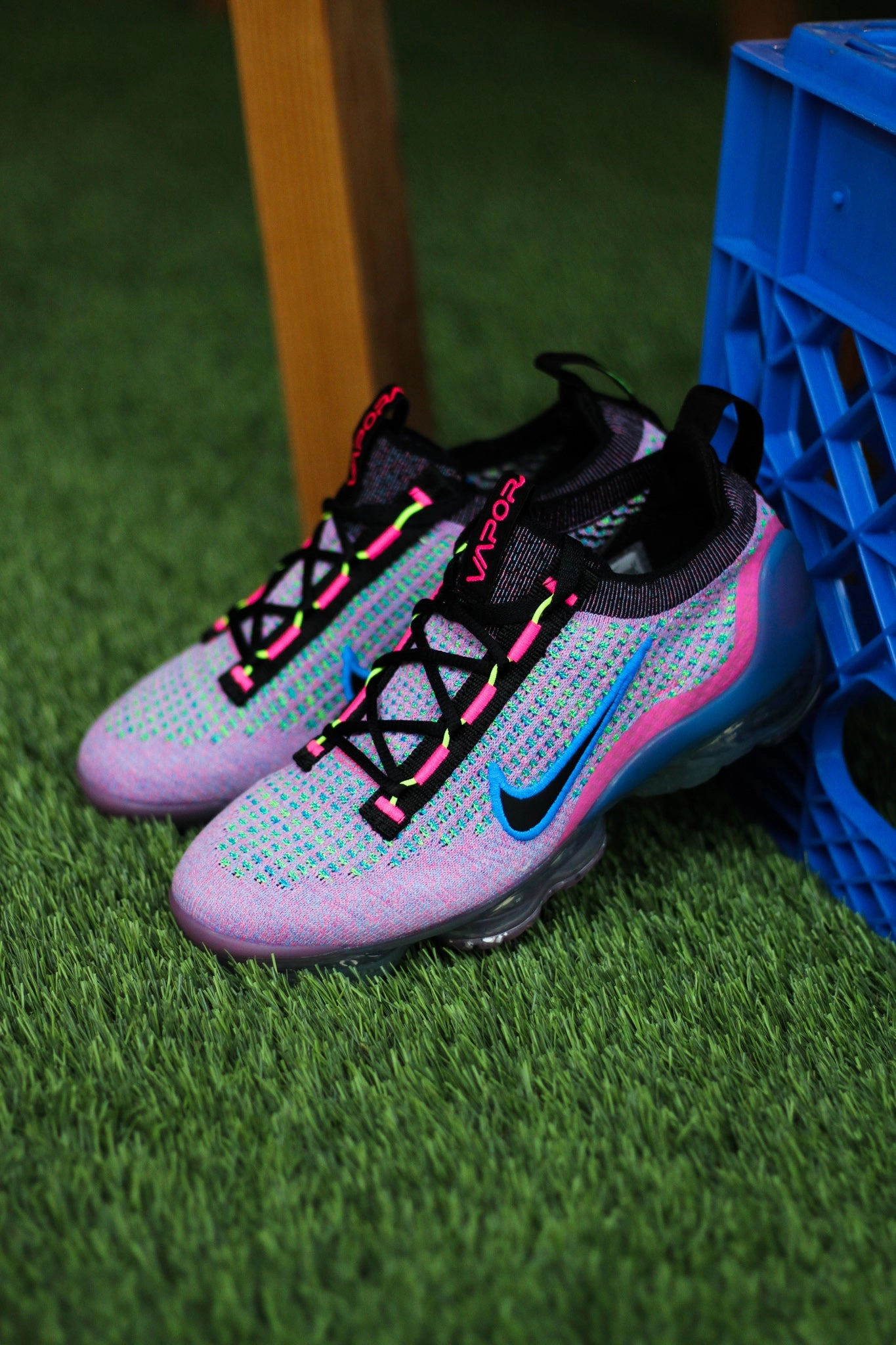 W AIR VAPORMAX 2021 FK NN PINK BLAST