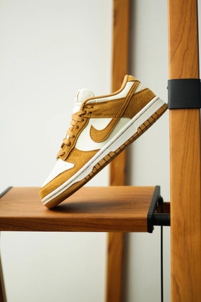 W DUNK LOW FLAX
