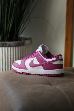 W DUNK LOW NEXT NATURE HOT FUSCHIA