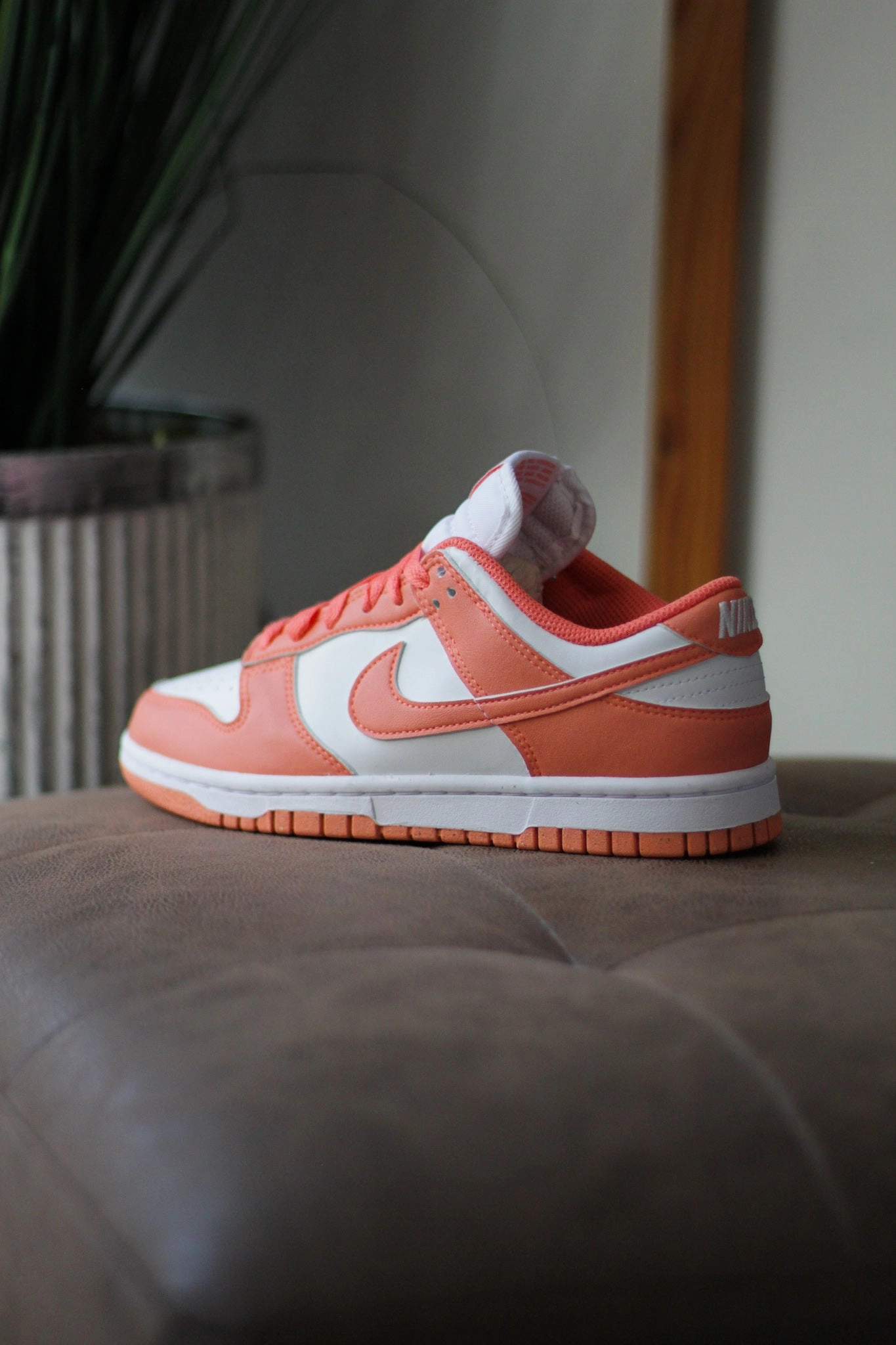 W DUNK LOW NEXT NATURE LT WILD MANGO