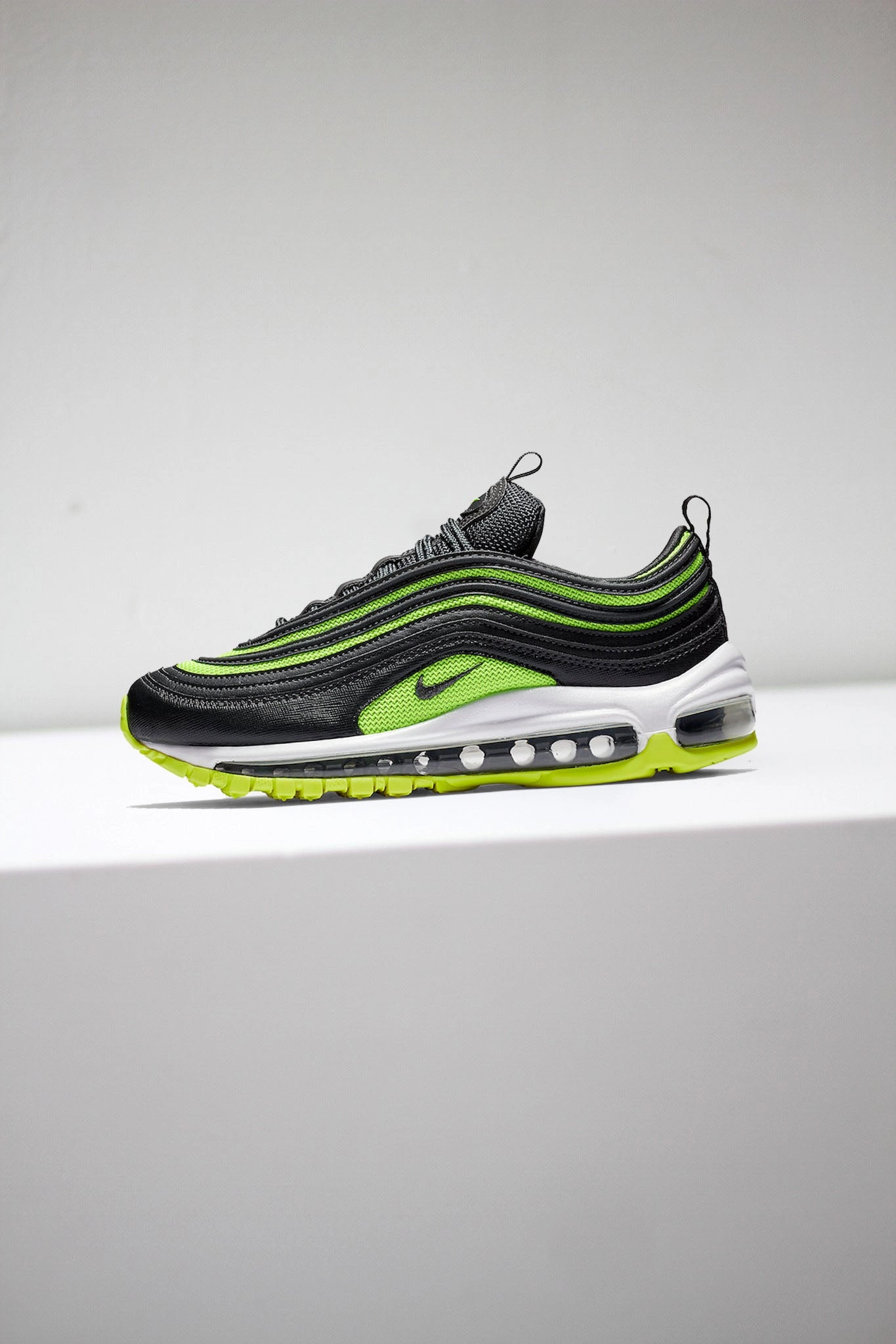 W NIKE AIR MAX 97 BLK/NEON GREEN