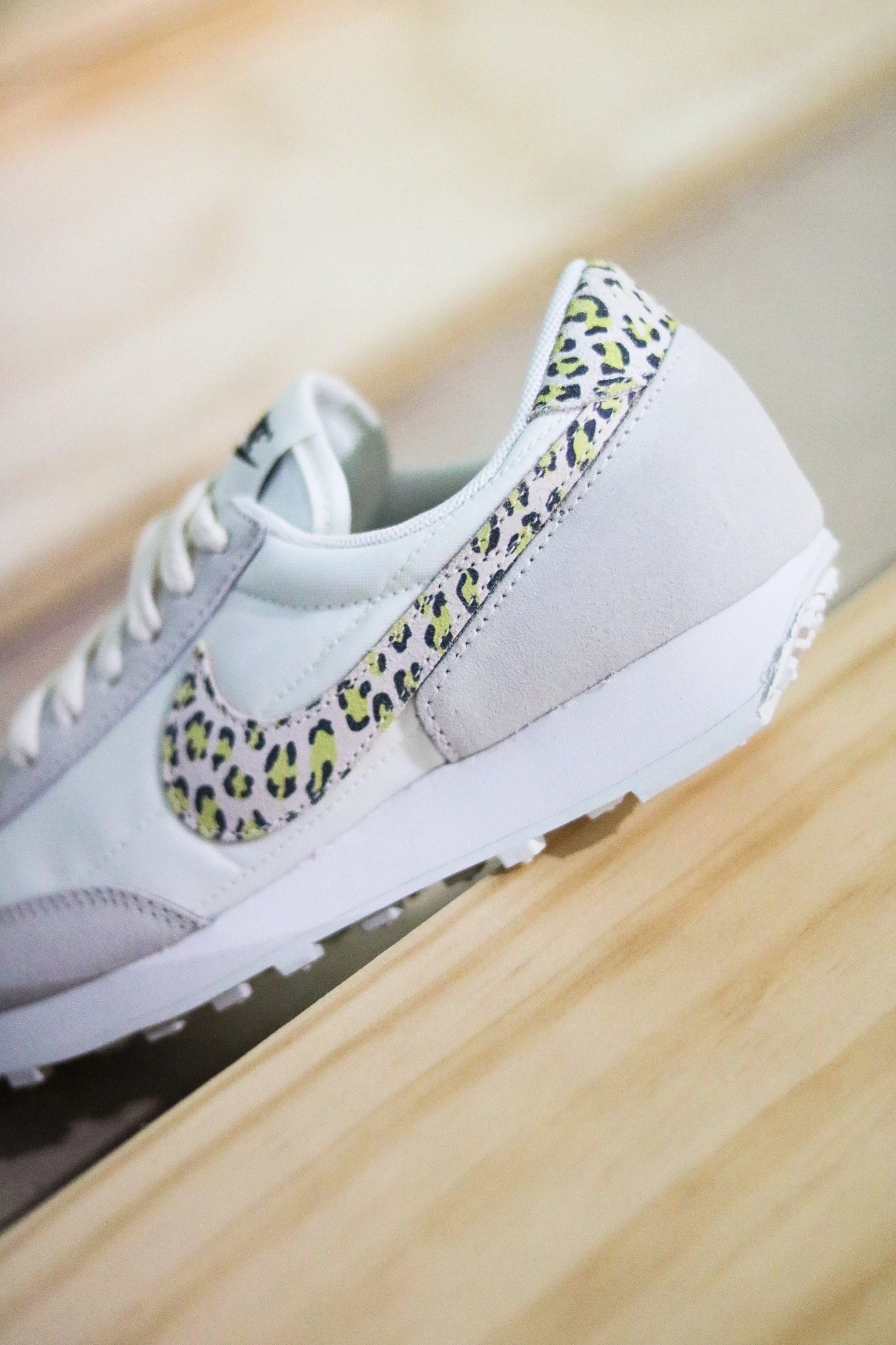 W NIKE DAY BREAK SE SAIL/LEMON TWIST