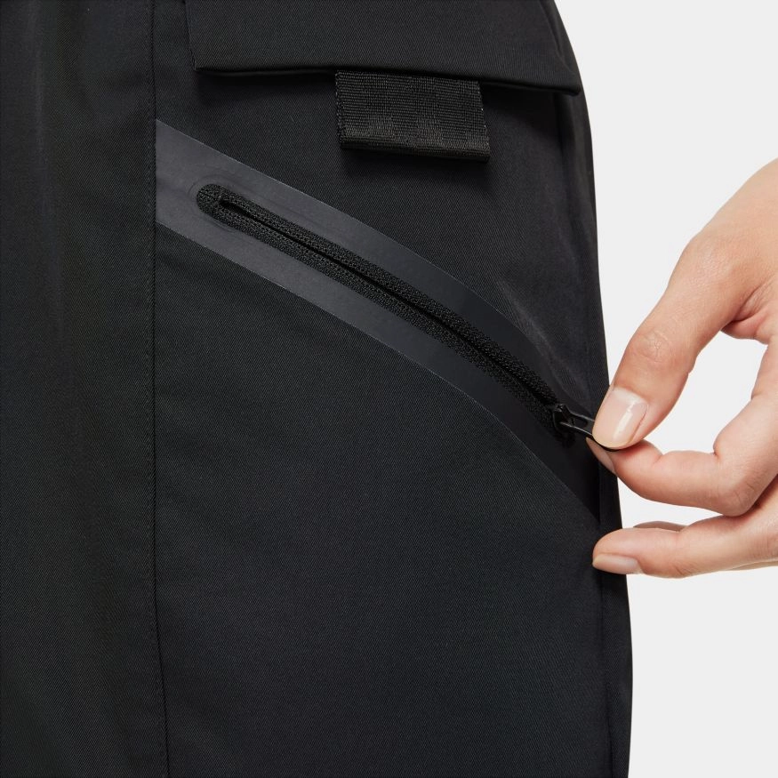 W NSW TECH PACK CURVE WOVEN PANTS BLK