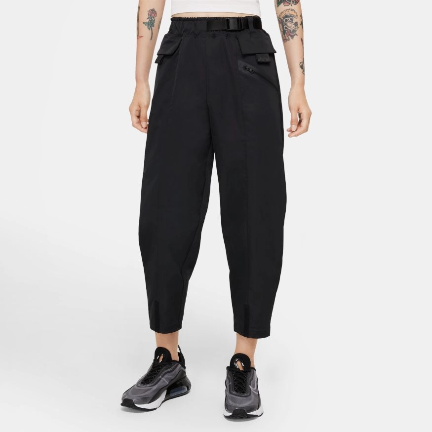 W NSW TECH PACK CURVE WOVEN PANTS BLK