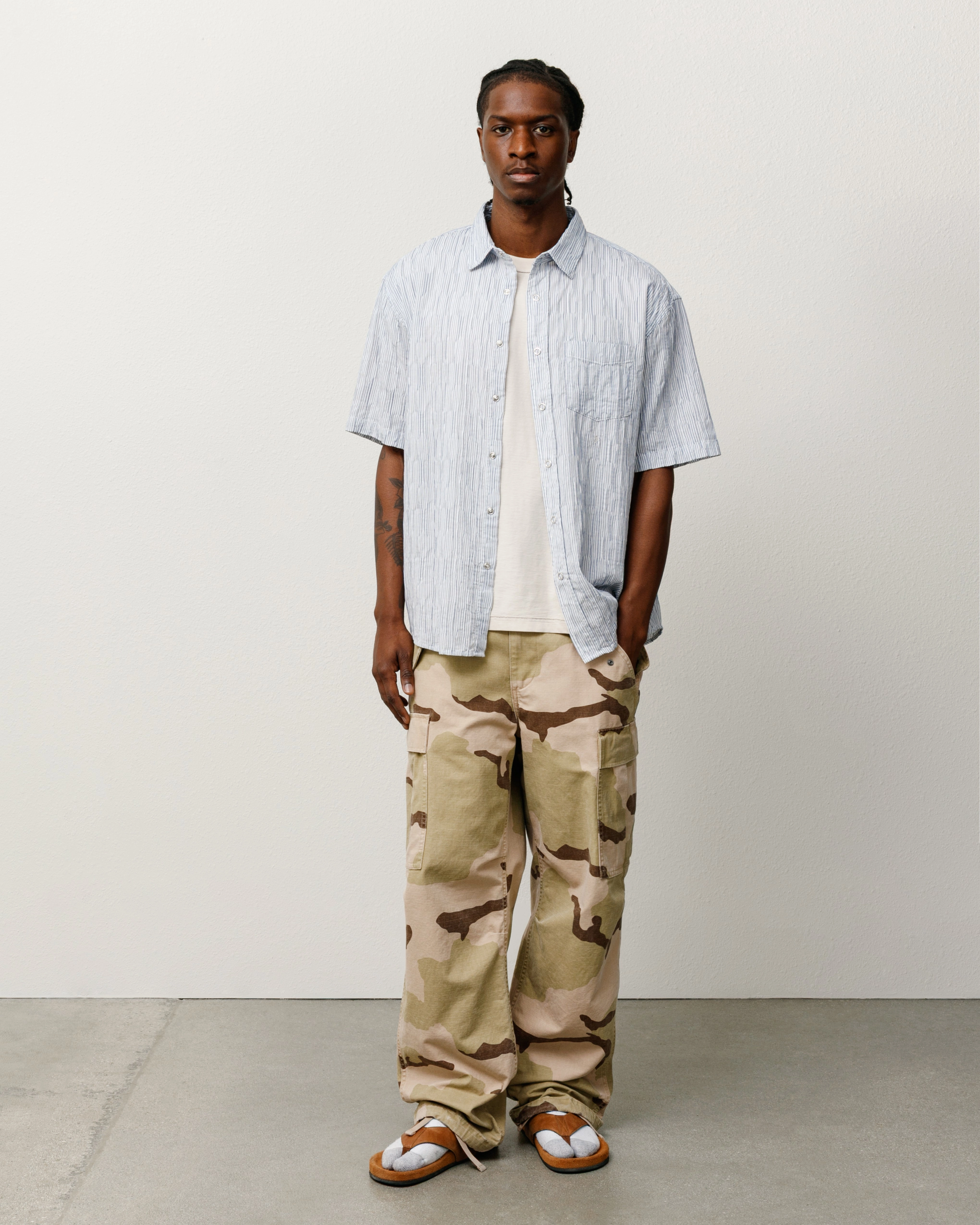WAVY STRIPED SHORT SLEEVE SHIRT