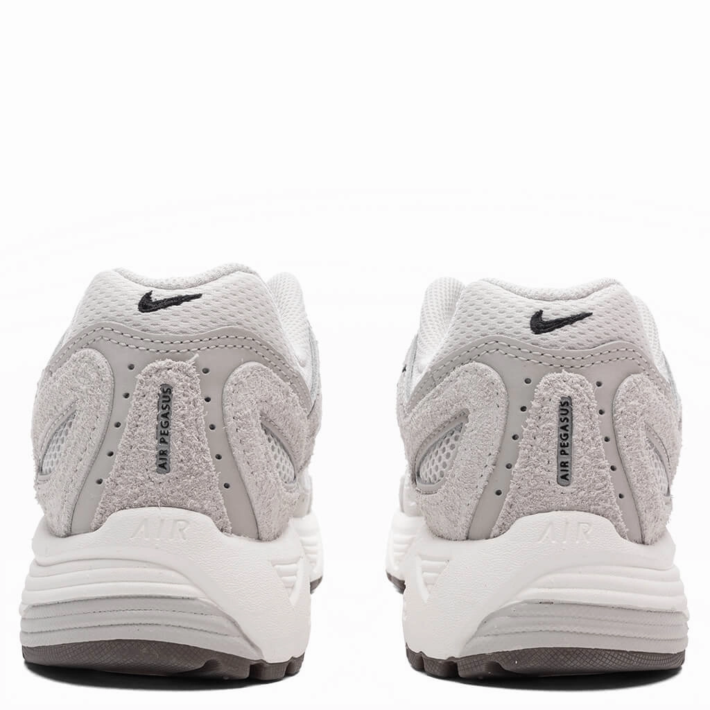 Women's Air Pegasus 2005 - Phantom/Metallic Silver/Light Bone/Black