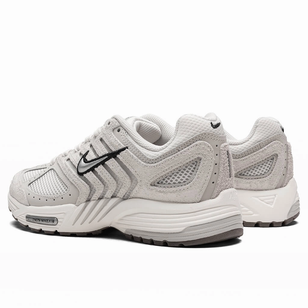 Women's Air Pegasus 2005 - Phantom/Metallic Silver/Light Bone/Black