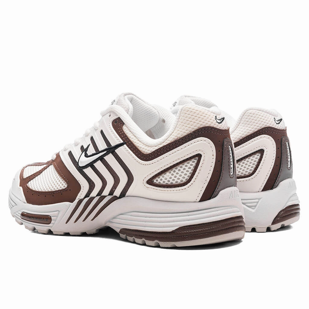 Women's Air Pegasus 2005 - Summit White/Fauna Brown