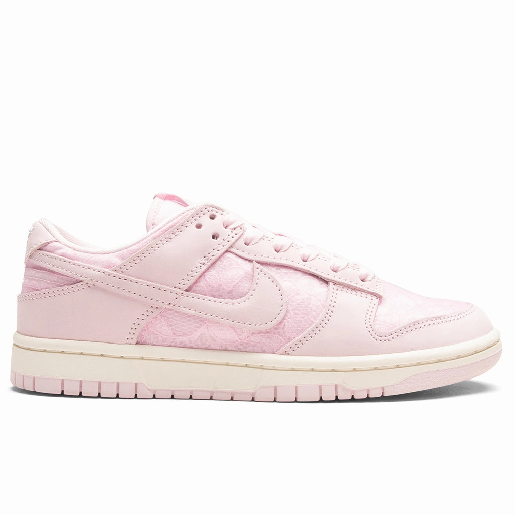 Women's Dunk Low - Regal Pink/Pink Foam/Soft Pearl