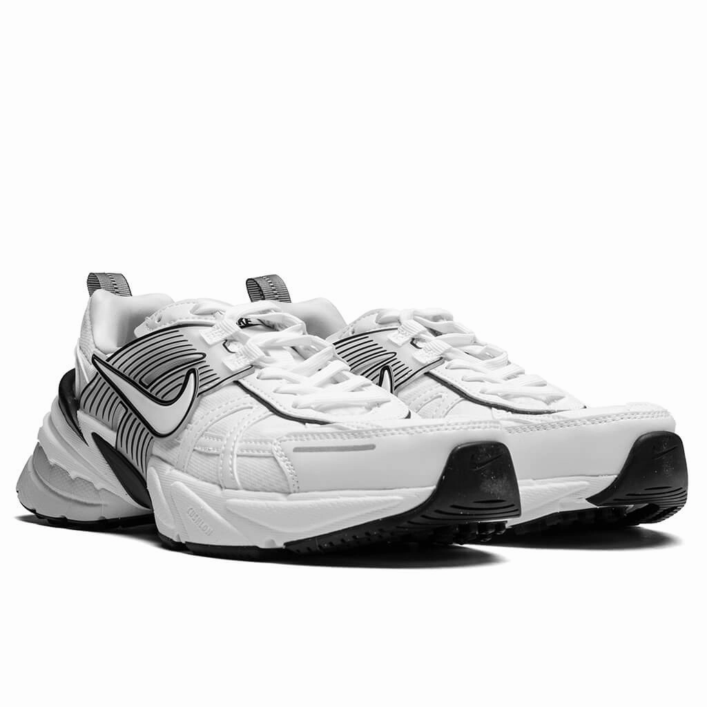 Women's V2K Run - White/Platinum Tint/Summit White