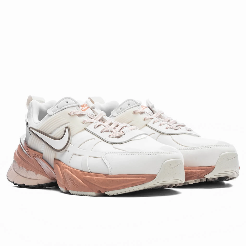 Women's V2K Run Gore-Tex - Phantom/Light Bone/Terra Blush