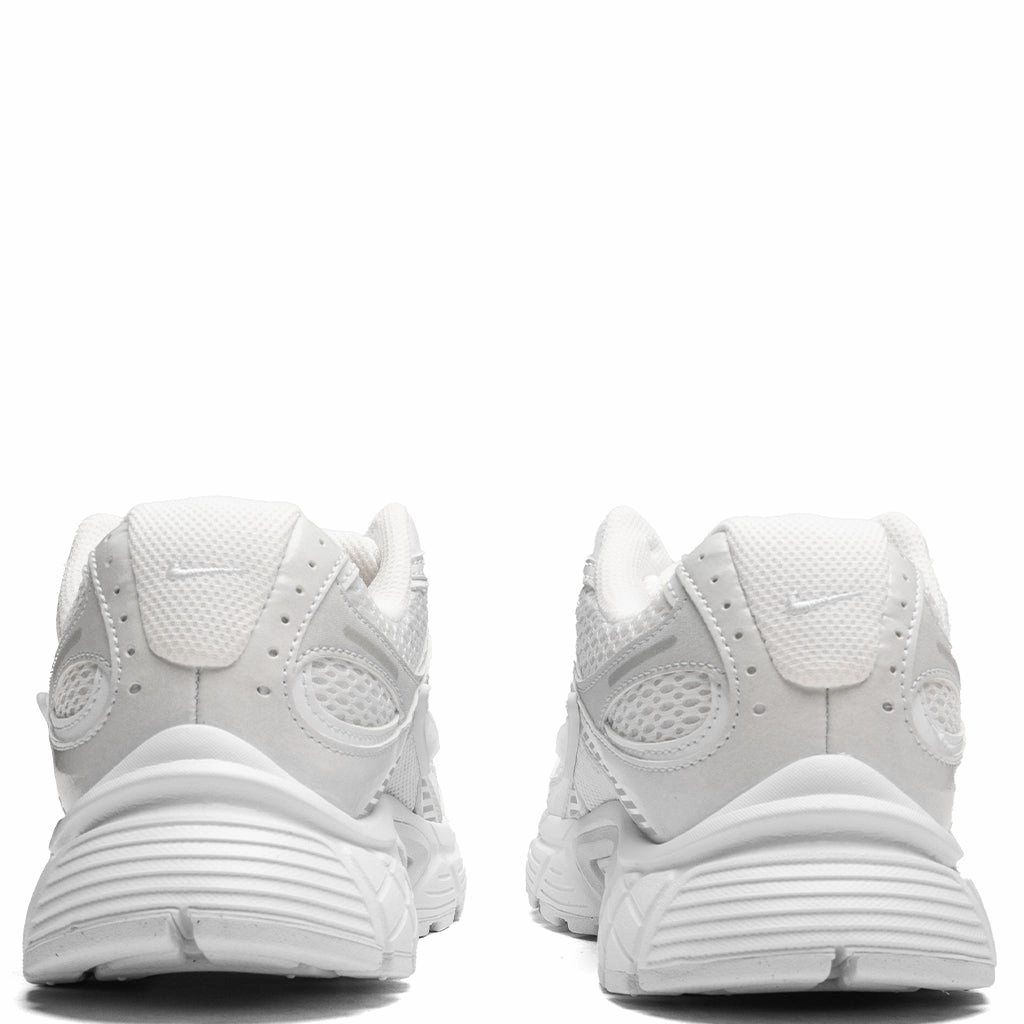 Women's V5 Runner - White/Black/Metallic Silver