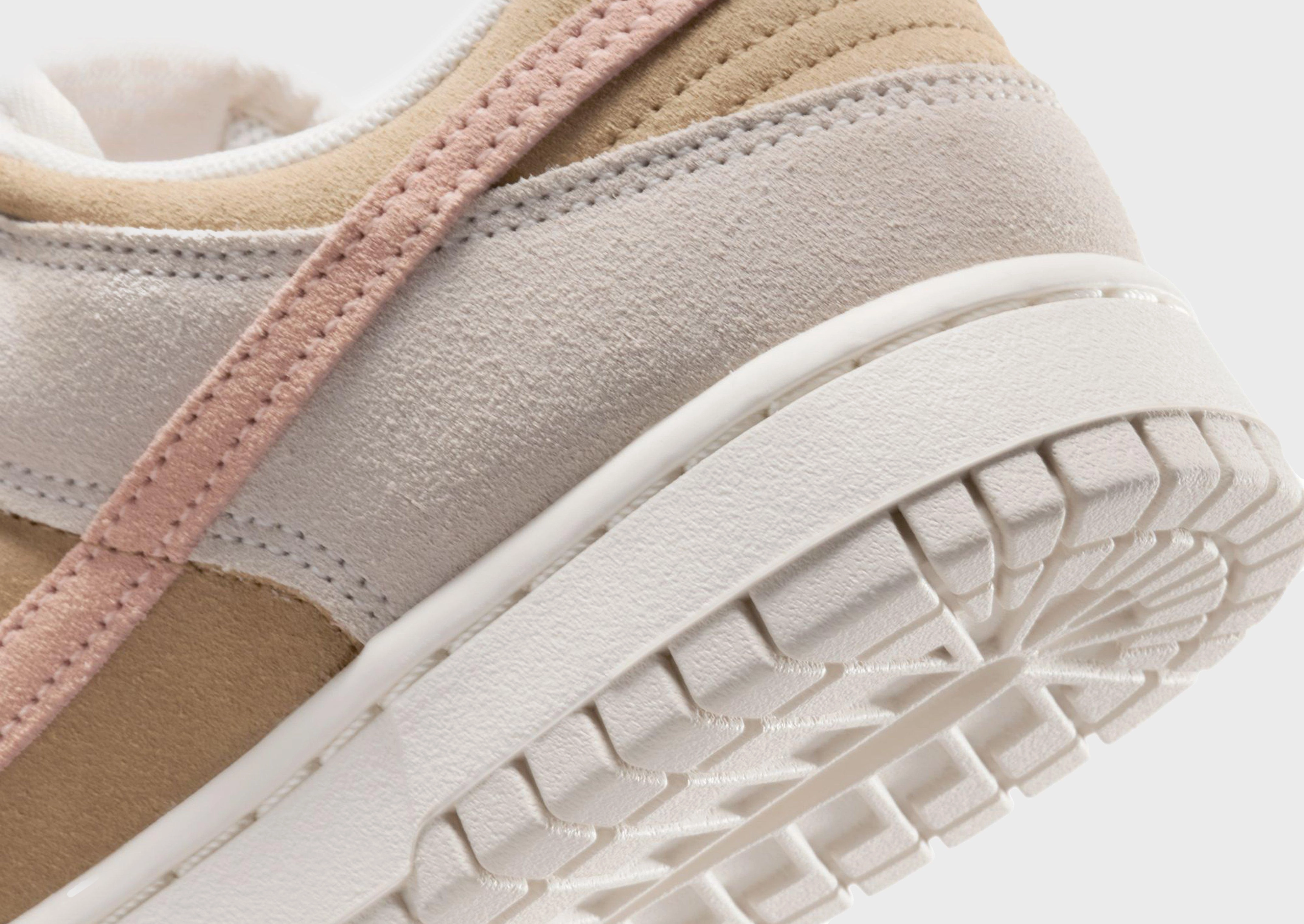 סניקרס Dunk Low Phantom Washed Coral | נשים